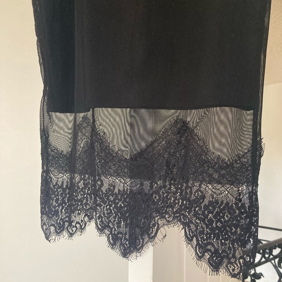 Bebe skirt - Picture 2 of 4